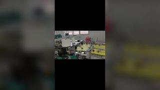 Macchina da cucire per taglio automatico di sacchetti tessuti UW900